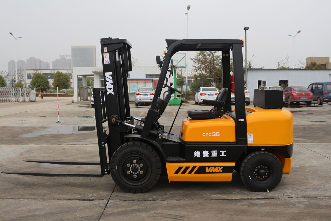 Diesel Power Material Handling Equipment Forklift CPC35 With Fork Size 1070*125*50